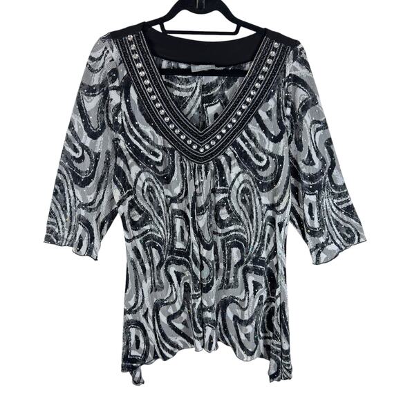 Essentials V-Neck 3/4 Sleeve Accordion Asymmetrical Hem Studded Shimmery Top OX - Picture 1 of 7